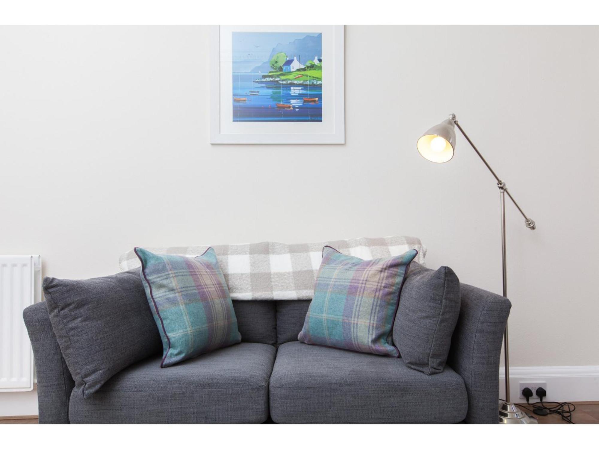 Pass The Keys Spacious 2-Br Flat For 4 In Morningside Edinburgh Exterior foto